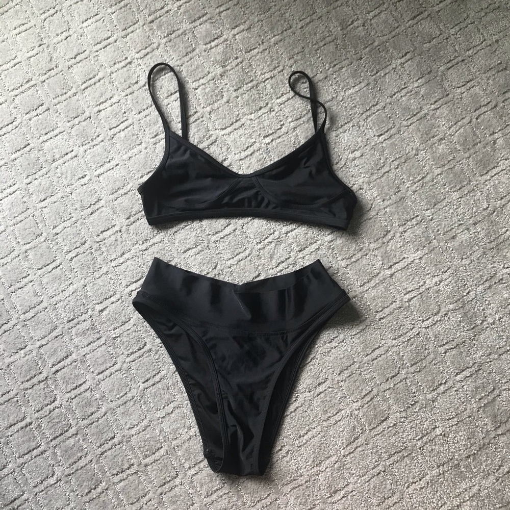 Gnash Swim bikini: teardrop crop and dip briefs